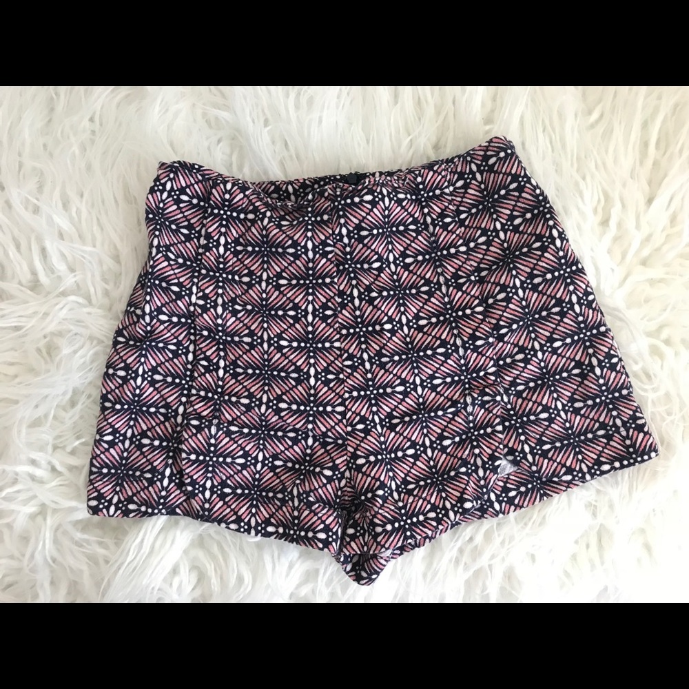 A pair of High Rise plaid shorts!